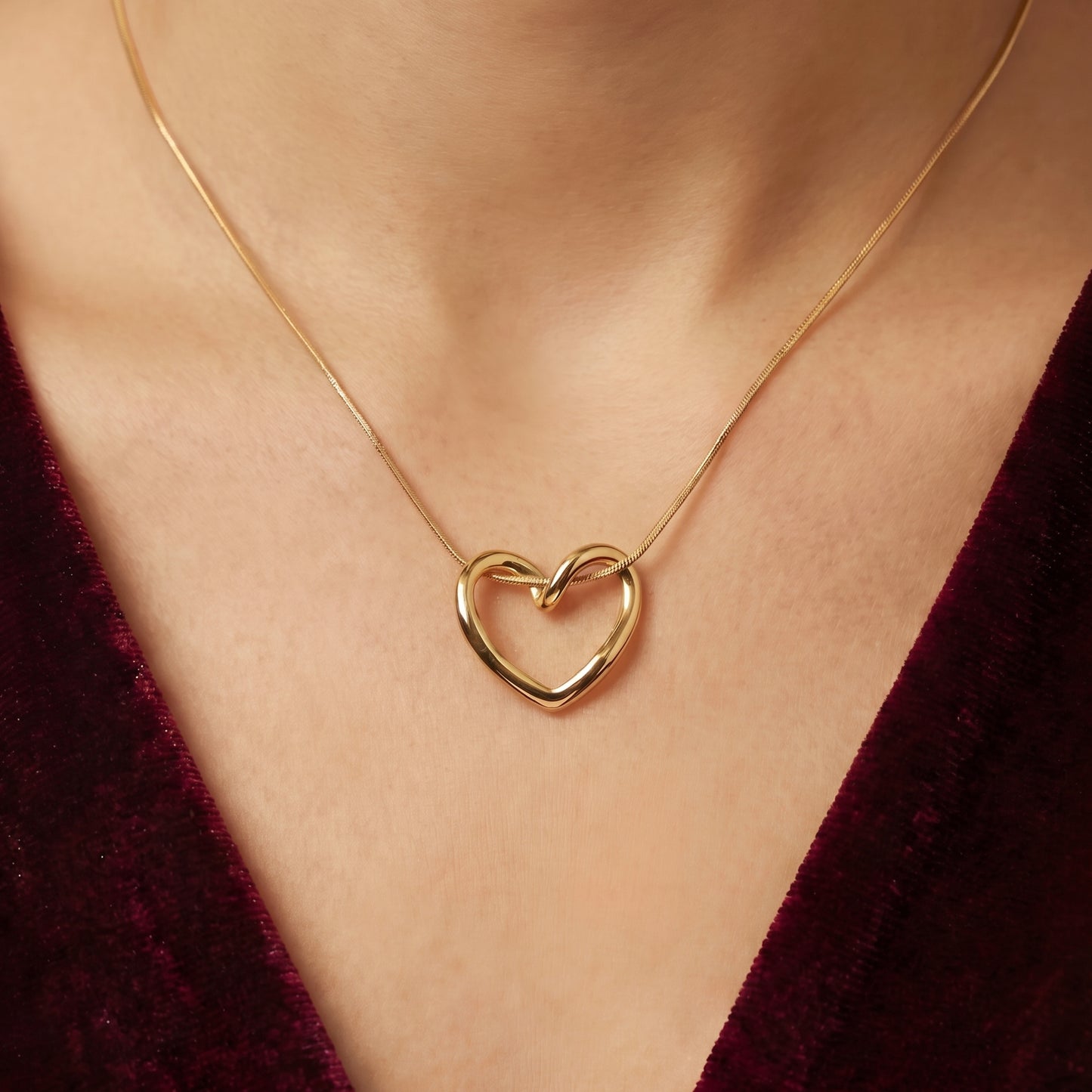 Anti-Tarnish Gold Necklace Combo | Layered Crystal Floral & Minimalist Heart Pendants (Set of 2)